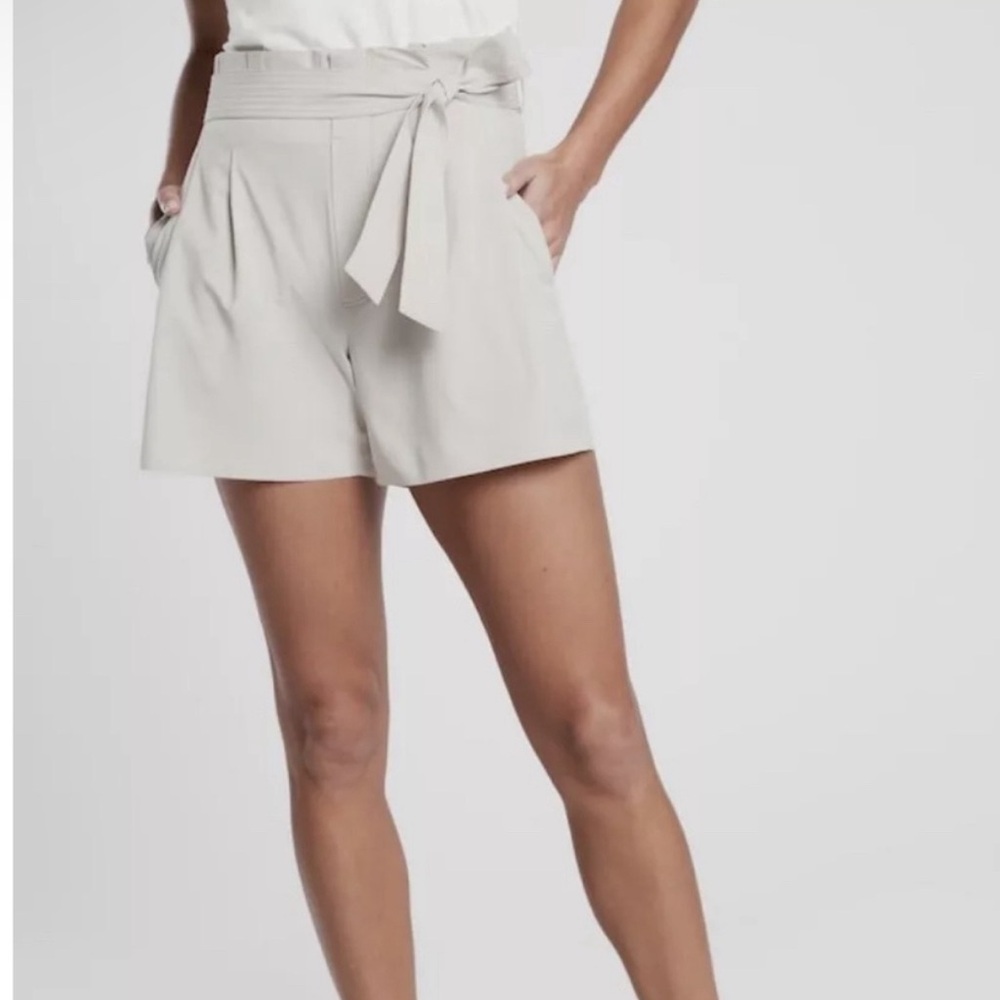 Athleta Women's‎ Skyline II Shorts in Abalone Women's Size 18 C5